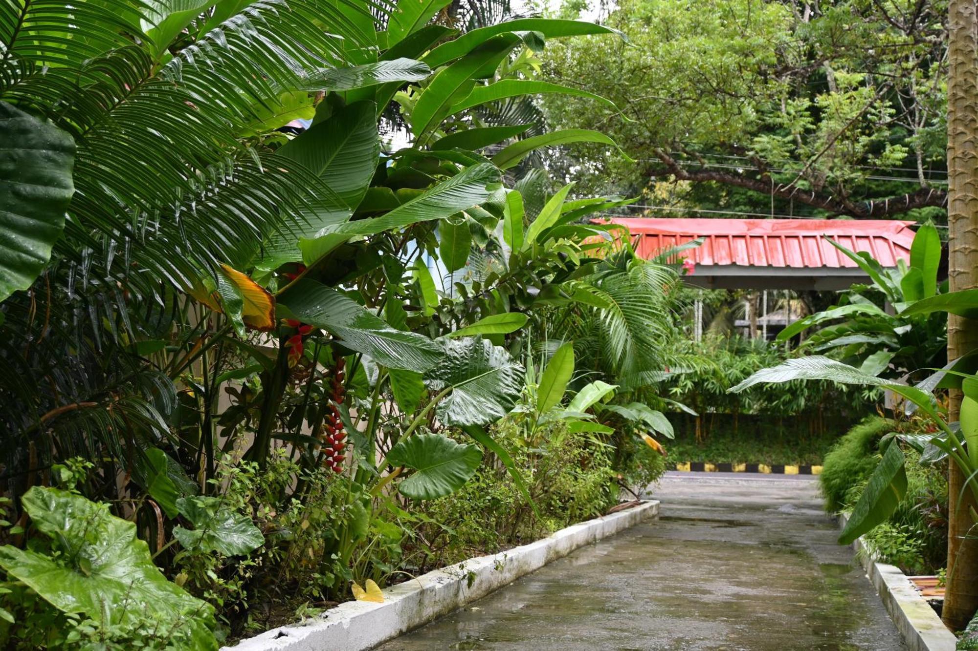Kathmandu Resort Govind Nagar Bagian luar foto